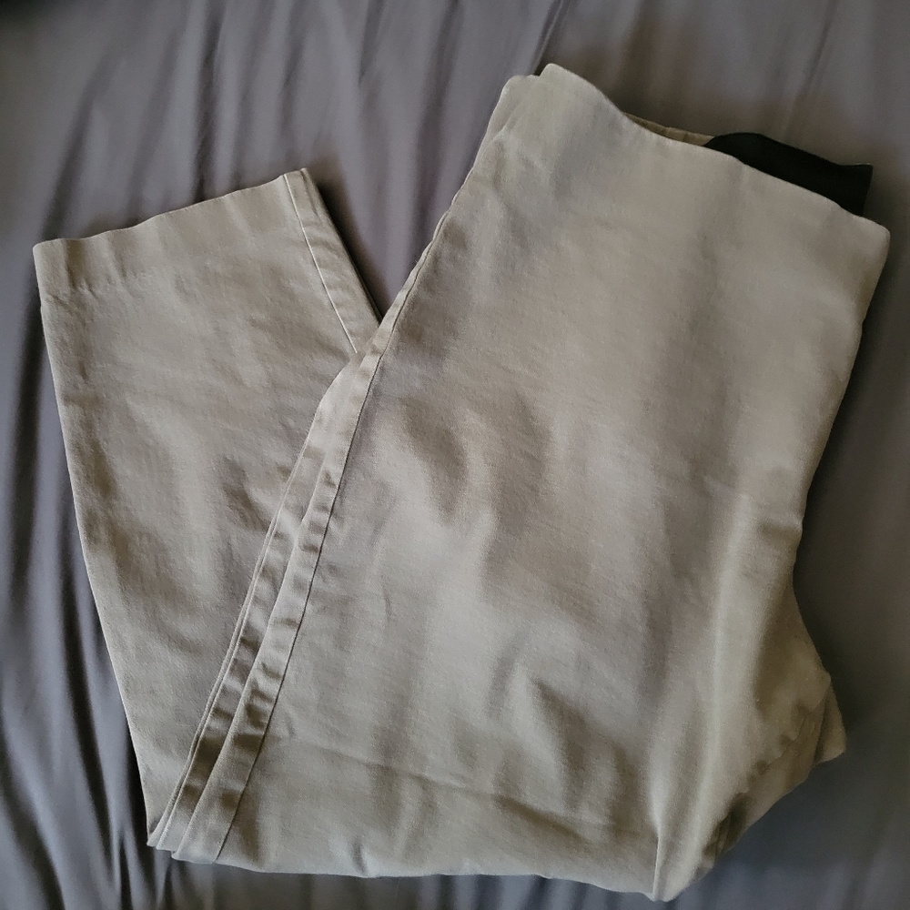 EUC A New Day ~ women's capri pants
